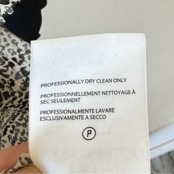 Tamara Mellon 100% Silk Fringe Kimono Cover Up Snakeskin Print Opera Coat M / L - Picture 9 of 9